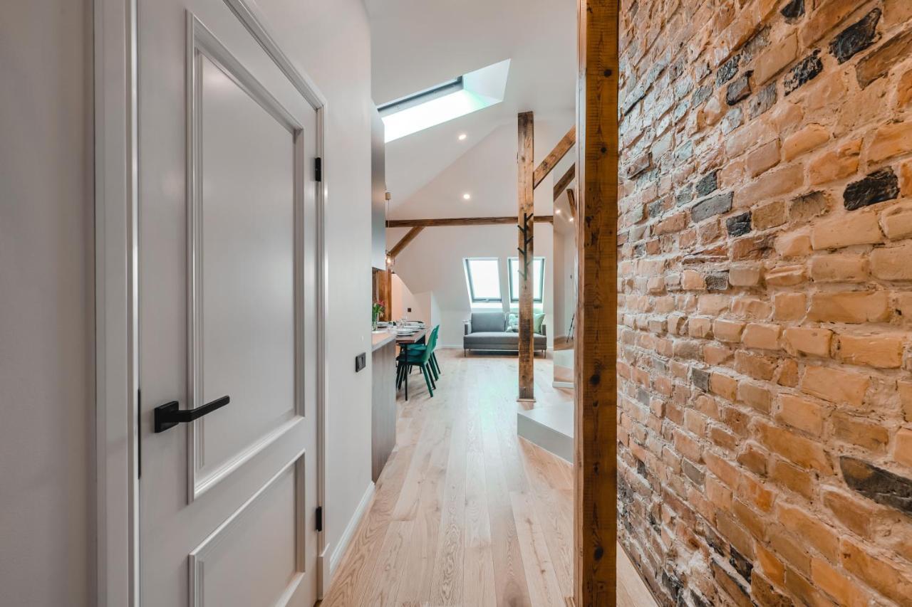 Big Design Apt - Sleeps 12 - Best Location 리가 외부 사진