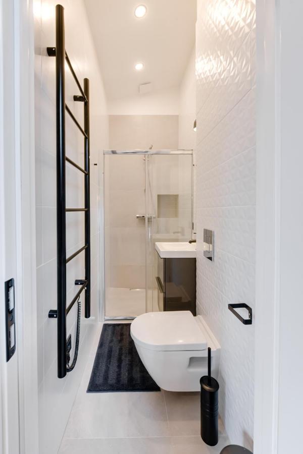 Big Design Apt - Sleeps 12 - Best Location 리가 외부 사진