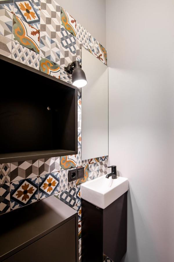 Big Design Apt - Sleeps 12 - Best Location 리가 외부 사진